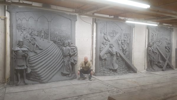 Master Sculptor Tim